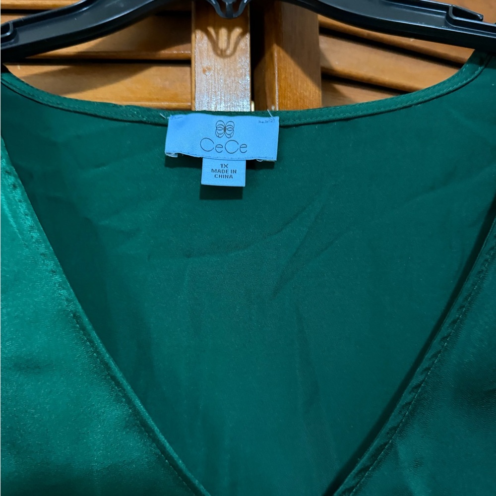 CeCe Emerald V-Neck Blouse - Picture 4 of 4